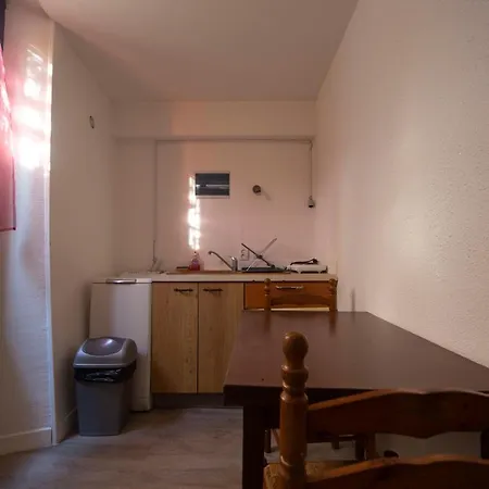 Petit T1 A Proximite Des Thermes Apartmán
